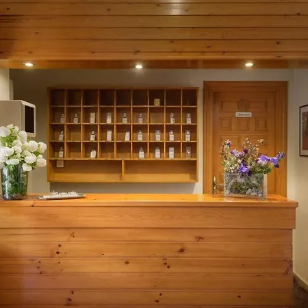 Lo Foraton Hotel Hecho